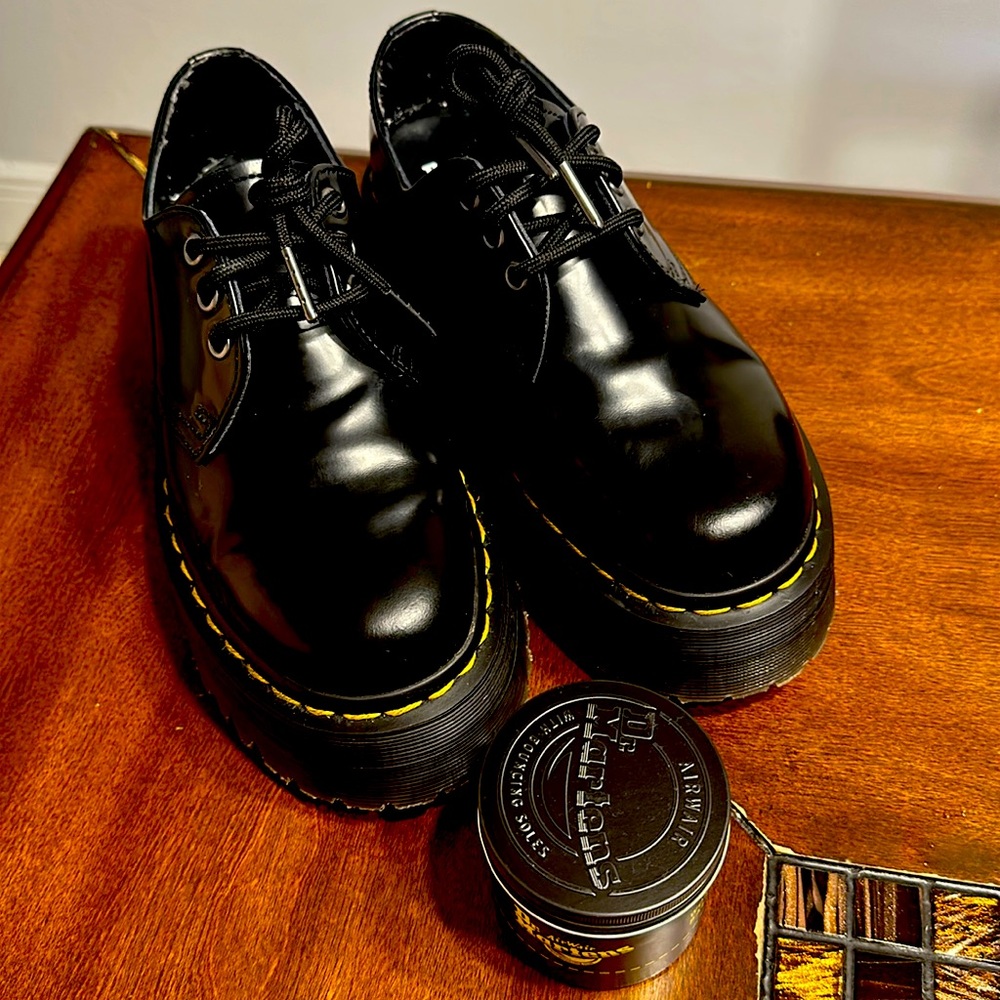 Dr Martens leather platform